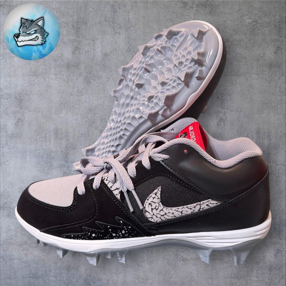 Jordan Stadium 90 Low TD Black Cement Men's Size 10 Football Cleats HQ0210-060